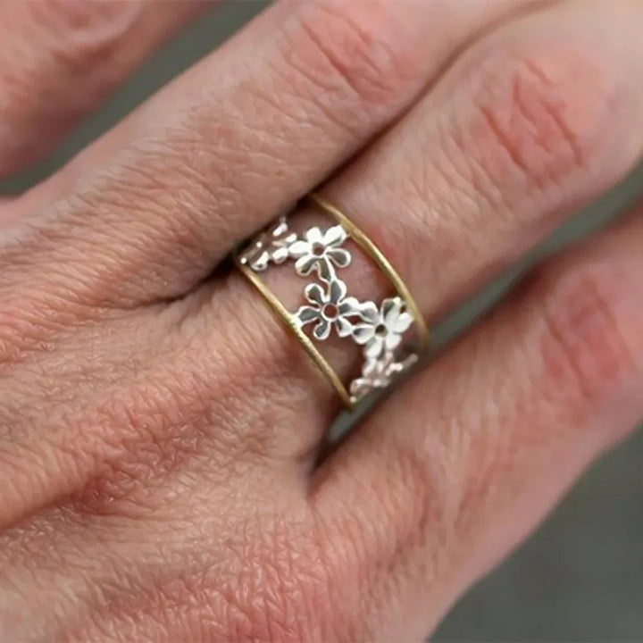 Vintage-ring i flera lager av tjockt guld