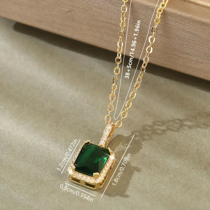 Halsband med ädelstenar i guld