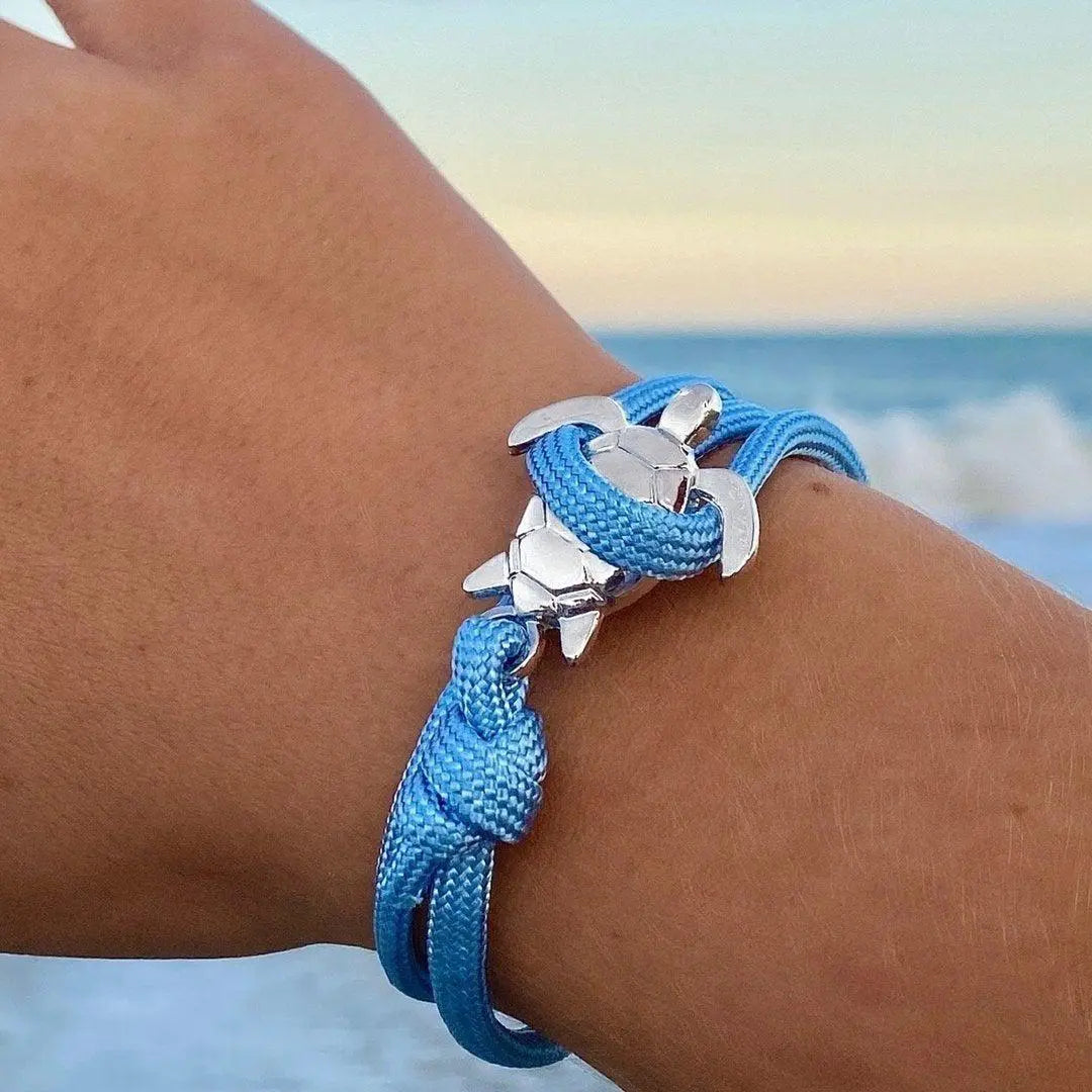 Handgjort armband med havssköldpadda