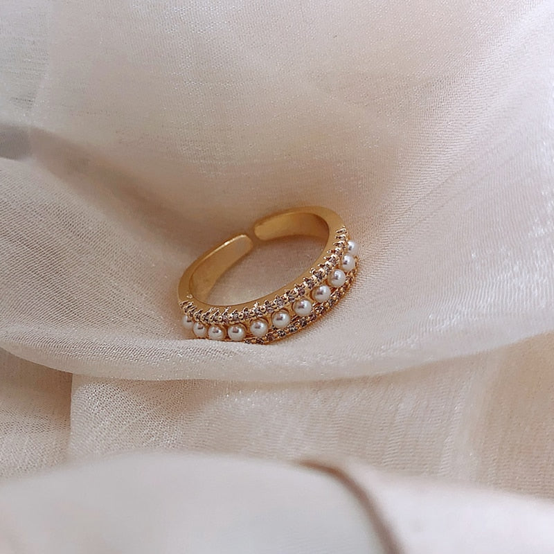 Lyxring med Pärlor och Guld