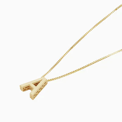 Elegant Guld Initial Halsband med Kärleksbrev