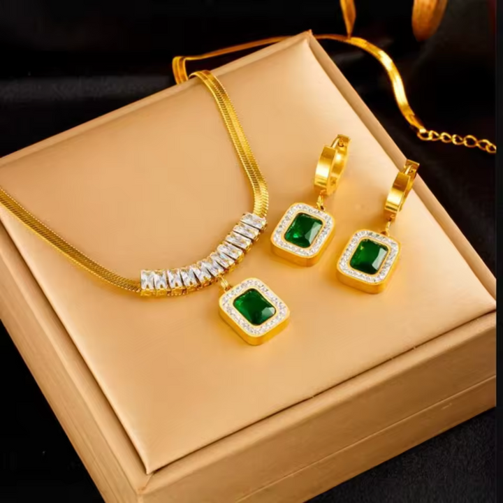 Elegant smaragdgrönt smyckeset
