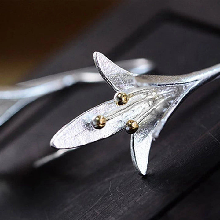 Eleganta Silverblomster Örhängen