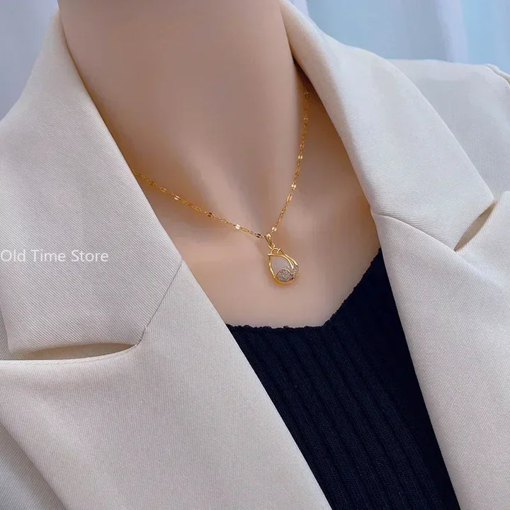 Elegant Gold Tulip Pink Crystal Pendant Necklace