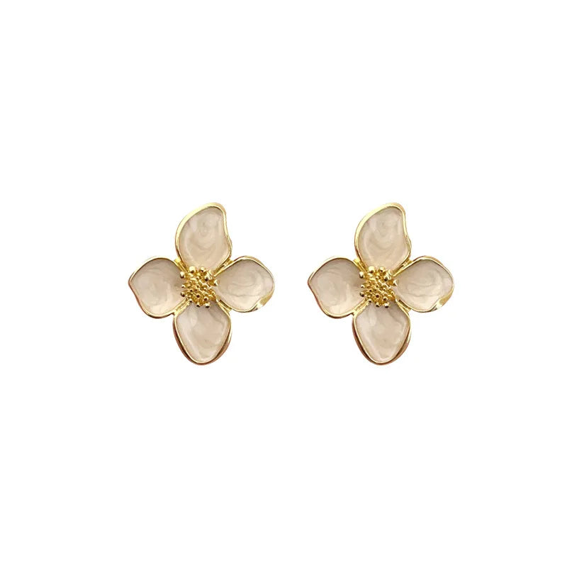 Elegant Vita Emalj Blomformade Örhängen