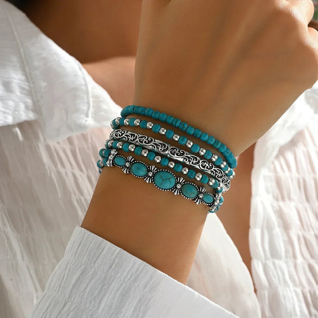 Bohemiskt armband med turkosa pärlor