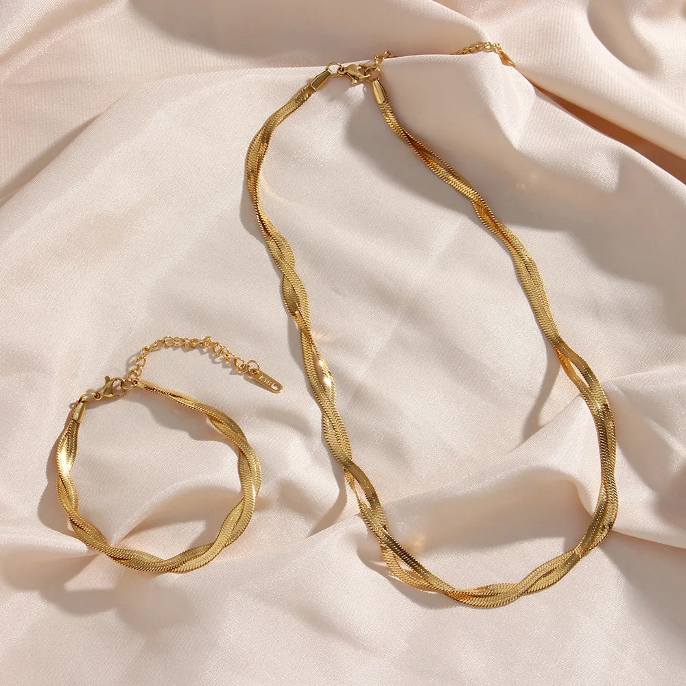 Tidlöst Set med Guldpläterat Halsband och Armband