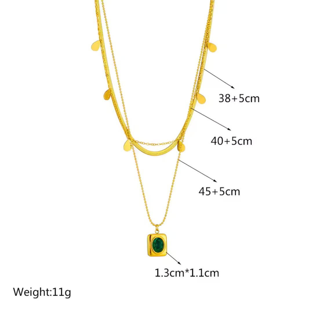 Elegant gyllene halsbandsset