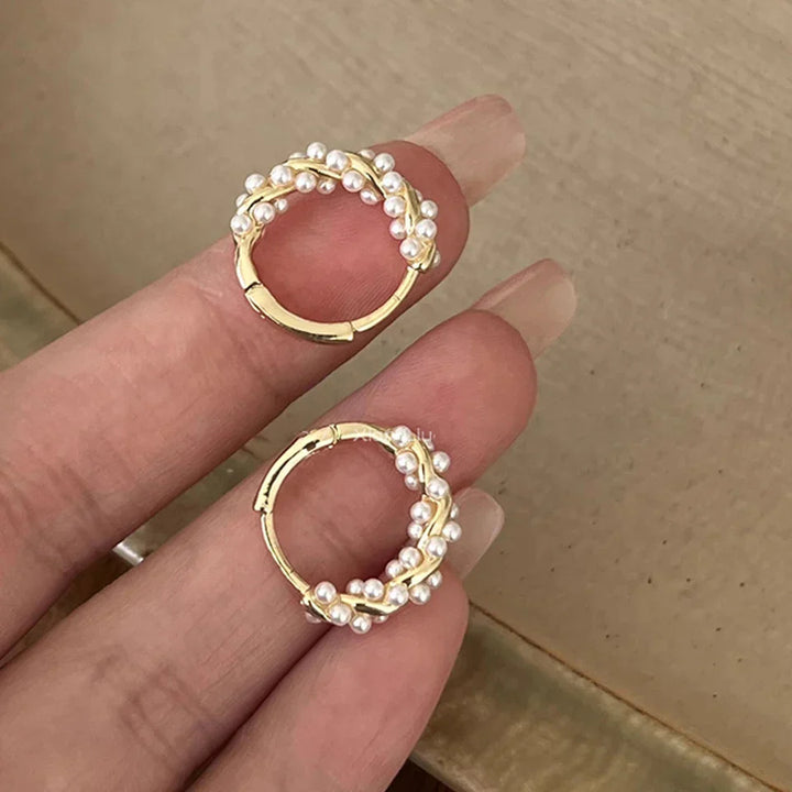 Eleganta franska örhängen med imitationspärlor